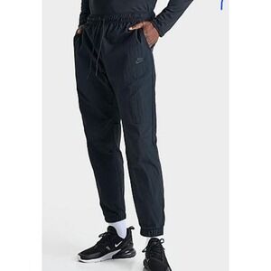 NWT Nike Tech Woven Tapered Leg Standard Fit Track Pants Mens‎ Small Black